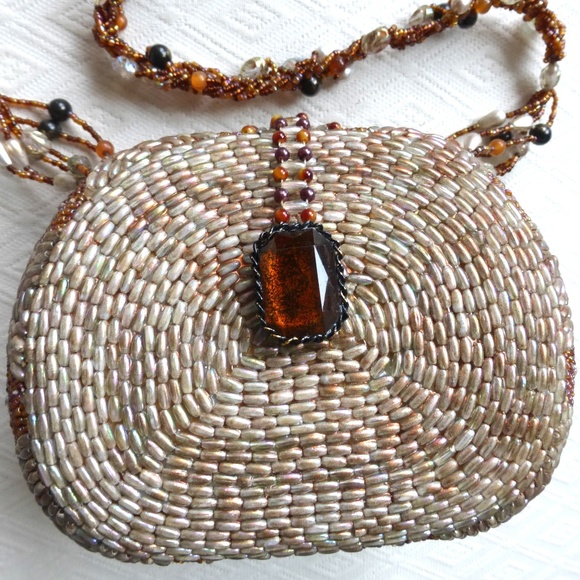 New MARY FRANCES PEARL BEADED EVENING Shoulder Bag - Picture 1 of 6